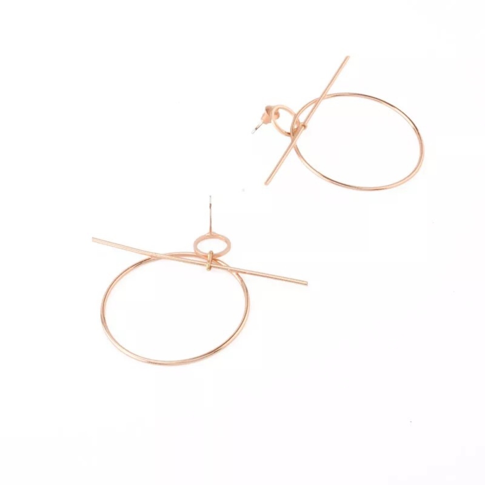 earrings - Picture 2 of 3